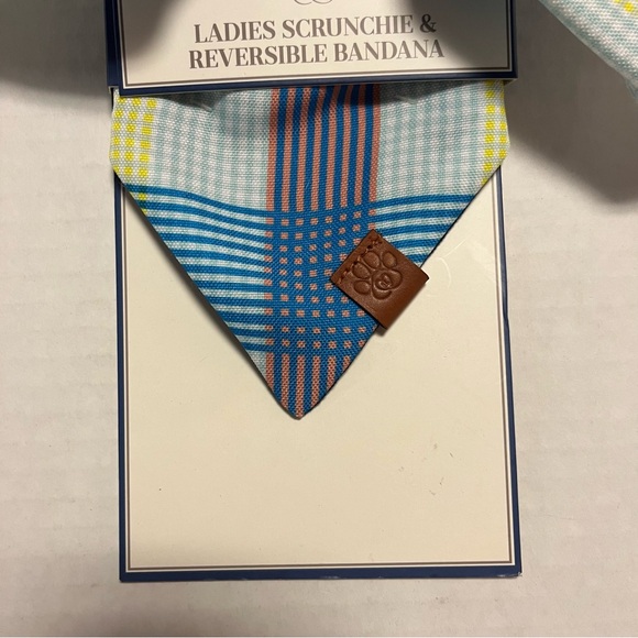 Southern Living Scrunchie & Pet Reversible Bandana Matching Set Sz XS/S NWT - Picture 3 of 7